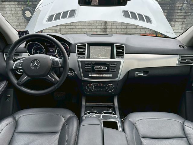 M-BENZ賓士 ML400  第5張相片