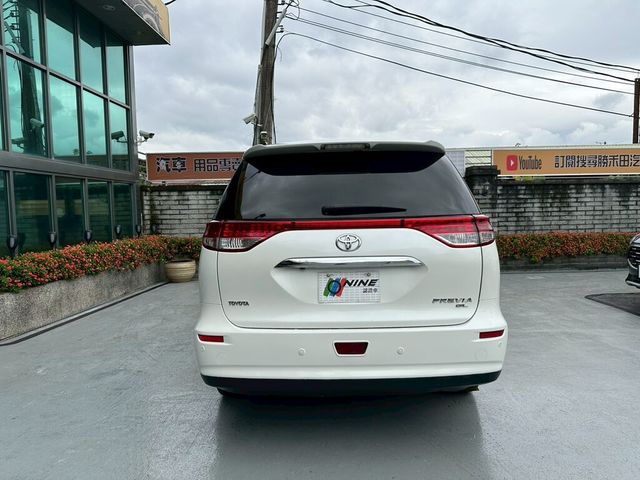 TOYOTA豐田 PREVIA  第4張相片
