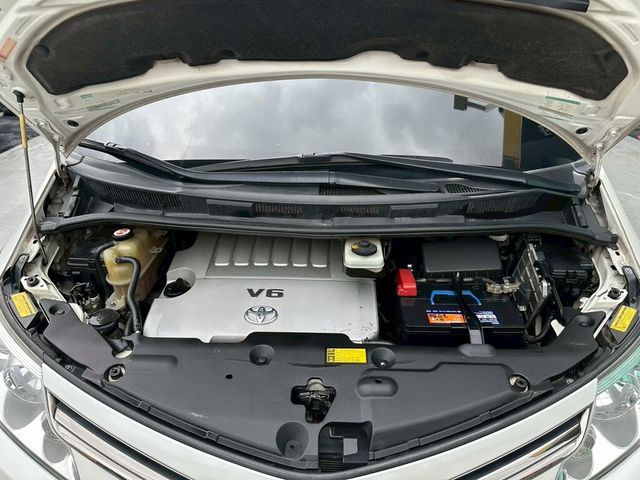 TOYOTA豐田 PREVIA  第6張相片