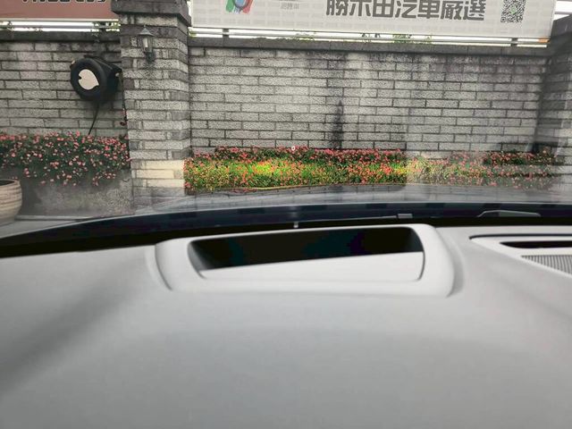 VOLVO富豪 V60  第7張相片