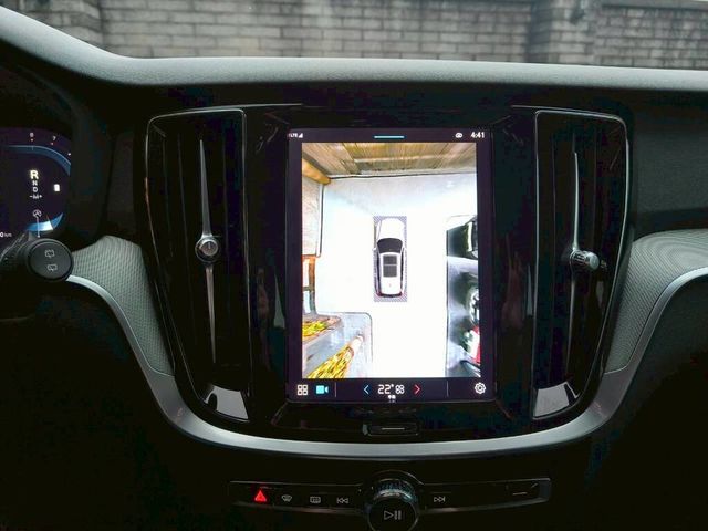 VOLVO富豪 V60  第8張相片