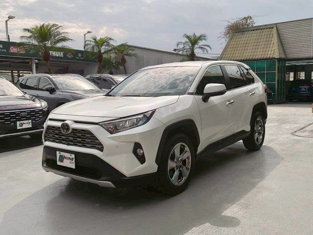TOYOTA豐田 RAV4  第1張相片