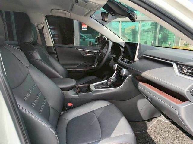 TOYOTA豐田 RAV4  第16張相片