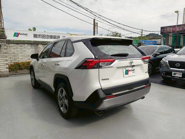 TOYOTA豐田 RAV4  第20張相片
