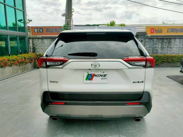 TOYOTA豐田 RAV4  第4張相片
