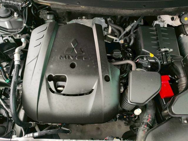 MITSUBISHI三菱 OUTLANDER  第6張相片