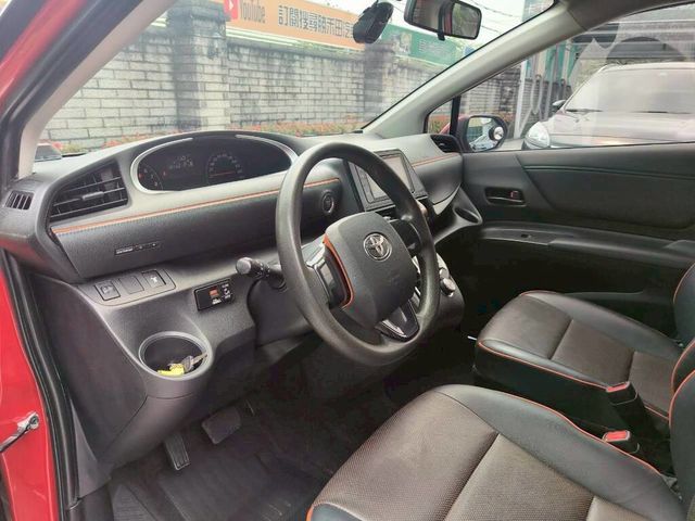 TOYOTA豐田 SIENTA  第12張相片