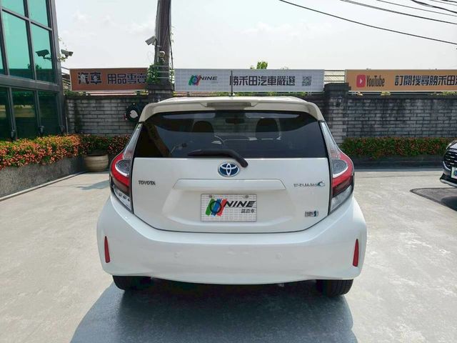 TOYOTA豐田 PRIUS C  第4張相片
