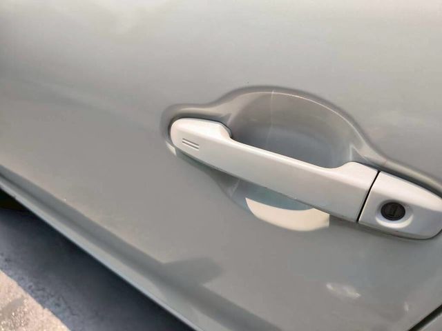 TOYOTA豐田 PRIUS C  第9張相片