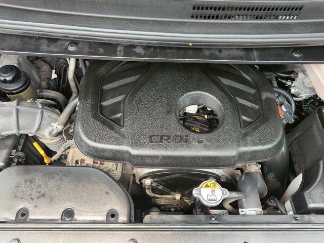 HYUNDAI現代 STAREX  第6張相片