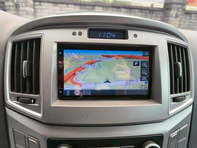 HYUNDAI現代 STAREX  第8張相片