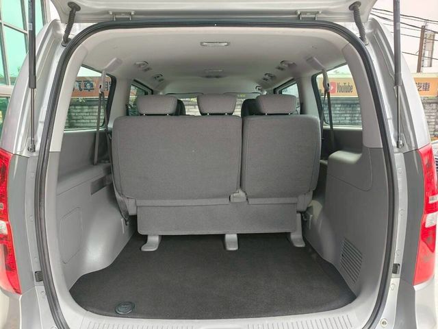 HYUNDAI現代 STAREX  第15張相片