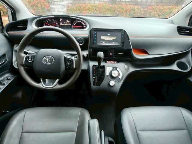 TOYOTA豐田 SIENTA  第5張相片