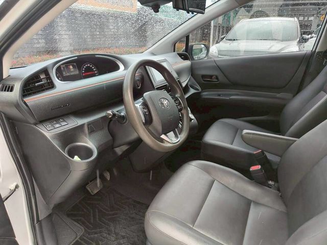 TOYOTA豐田 SIENTA  第11張相片