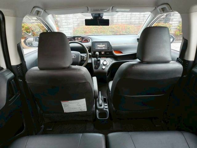 TOYOTA豐田 SIENTA  第13張相片