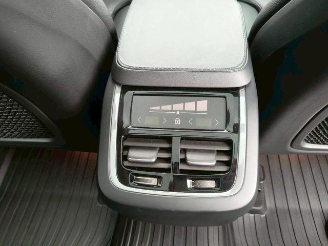 VOLVO富豪 XC90  第11張相片