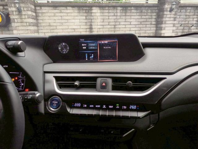 LEXUS凌志 UX250H  第8張相片