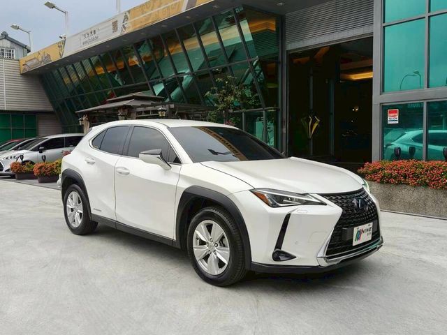 LEXUS凌志 UX250H  第19張相片