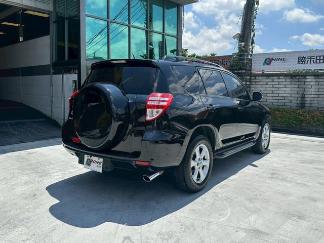 TOYOTA豐田 RAV4  第2張相片
