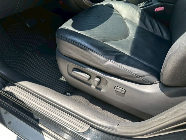 TOYOTA豐田 RAV4  第9張相片