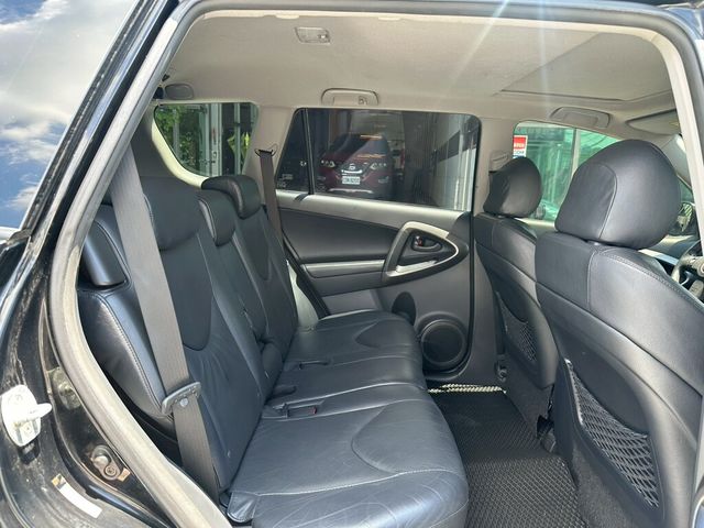 TOYOTA豐田 RAV4  第15張相片