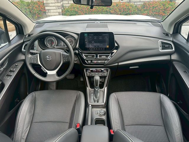 SUZUKI鈴木 SX4  第5張相片