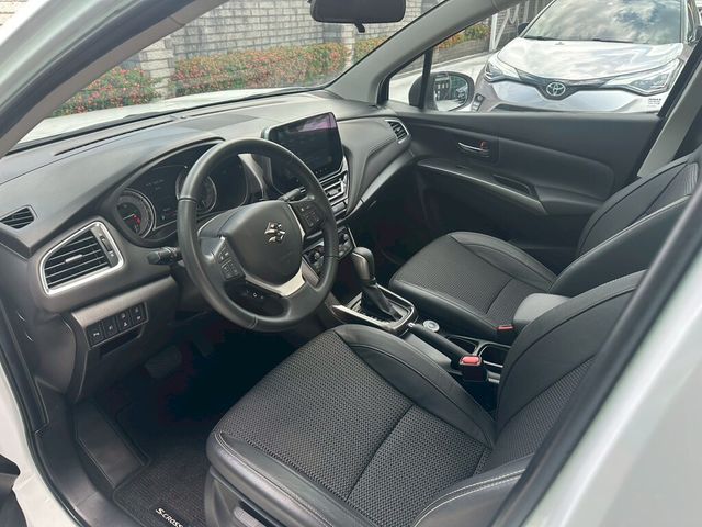 SUZUKI鈴木 SX4  第12張相片