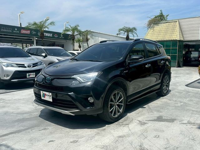TOYOTA豐田 RAV4  第1張相片
