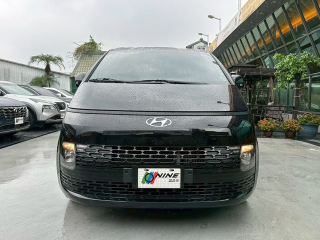 HYUNDAI現代 STARIA  第3張相片