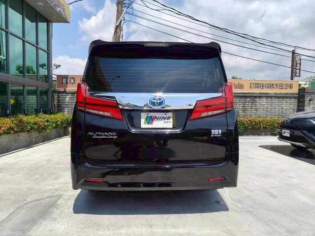 TOYOTA豐田 ALPHARD  第4張相片