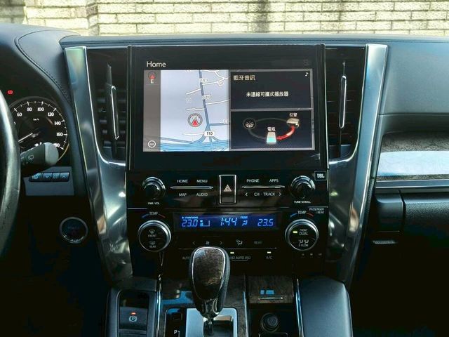 TOYOTA豐田 ALPHARD  第9張相片