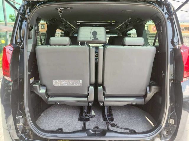 TOYOTA豐田 ALPHARD  第18張相片