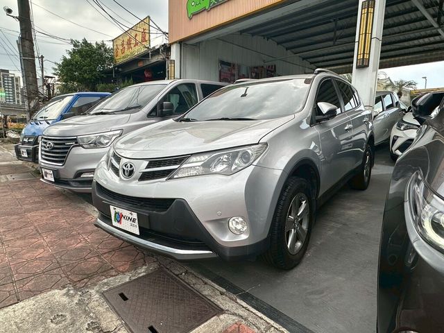 TOYOTA豐田 RAV4  第1張相片