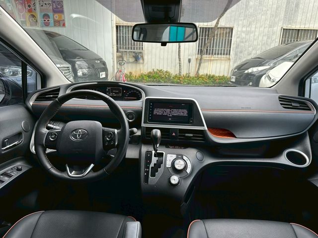 TOYOTA豐田 SIENTA  第5張相片