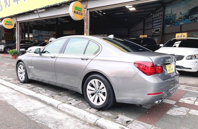BMW寶馬 730D  第8張相片