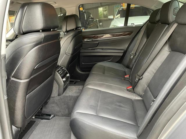 BMW寶馬 730D  第15張相片