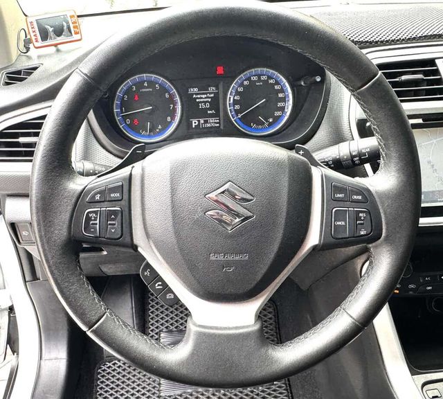 SUZUKI鈴木 SX4  第10張相片