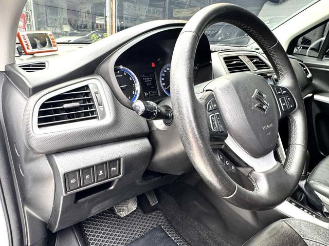 SUZUKI鈴木 SX4  第13張相片
