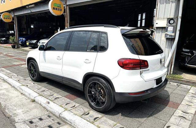 VOLKSWAGEN福斯 TIGUAN  第3張相片