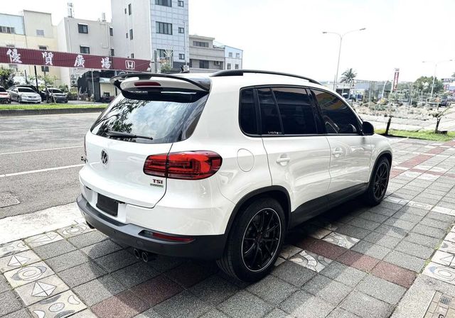 VOLKSWAGEN福斯 TIGUAN  第5張相片