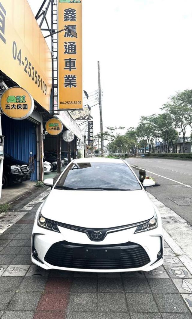 TOYOTA豐田 ALTIS  第3張相片