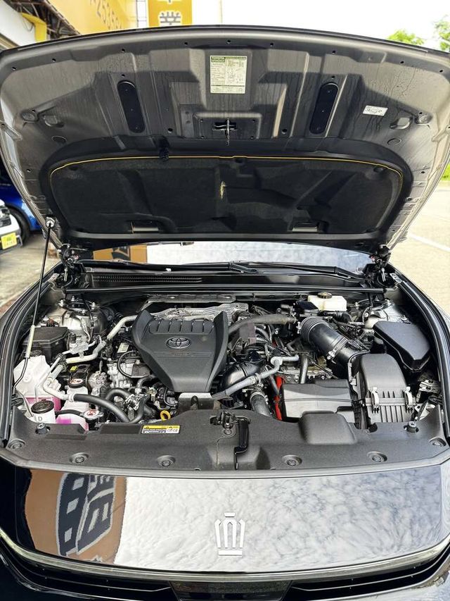 TOYOTA豐田 CROWN  第18張相片
