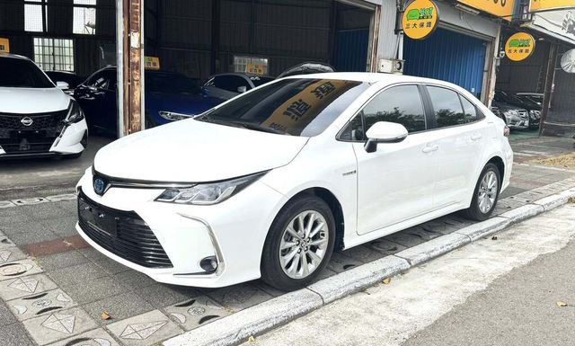 TOYOTA豐田 COROLLA ALTIS HYBRID  第1張相片