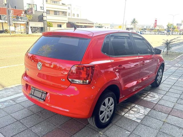 VOLKSWAGEN福斯 POLO  第5張相片