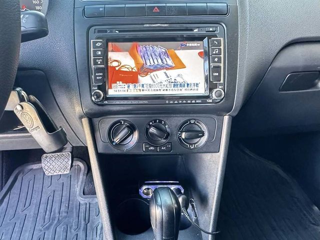 VOLKSWAGEN福斯 POLO  第9張相片