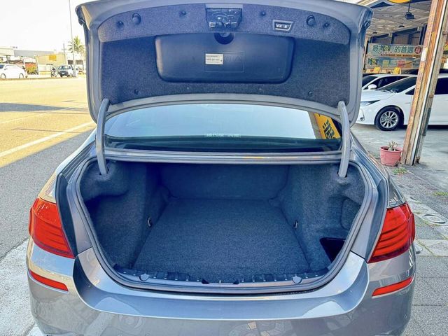 BMW寶馬 528I  第17張相片