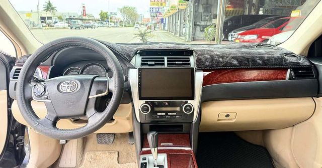 TOYOTA豐田 CAMRY  第6張相片