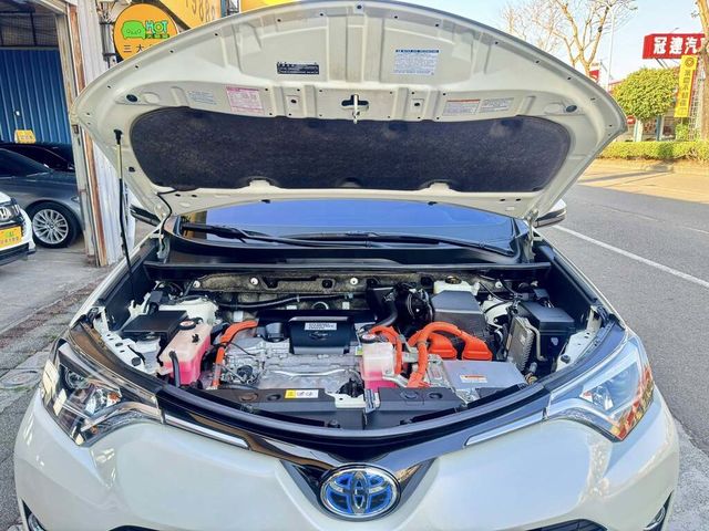 TOYOTA豐田 RAV4  第14張相片