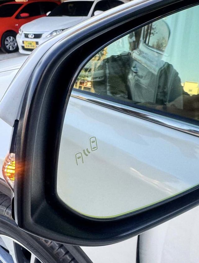 TOYOTA豐田 RAV4  第17張相片