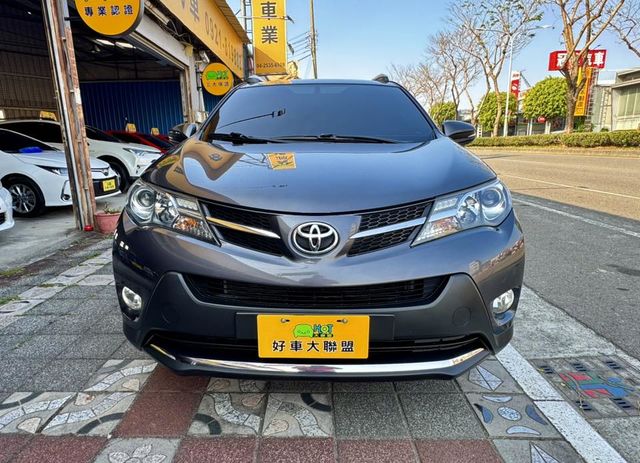 TOYOTA豐田 RAV4  第6張相片